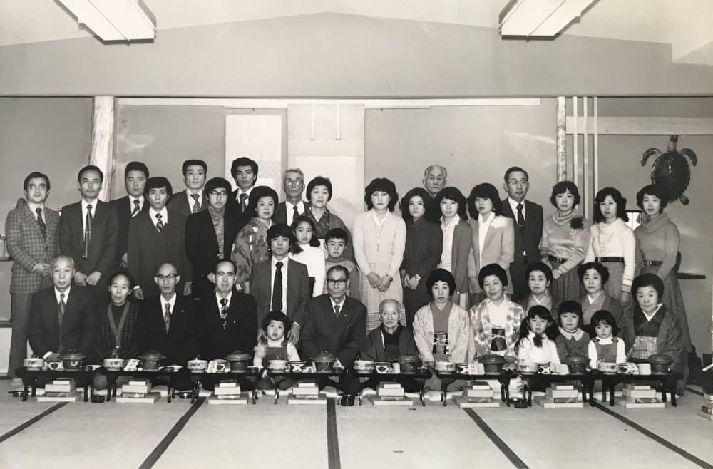 新年会、従業員とその家族